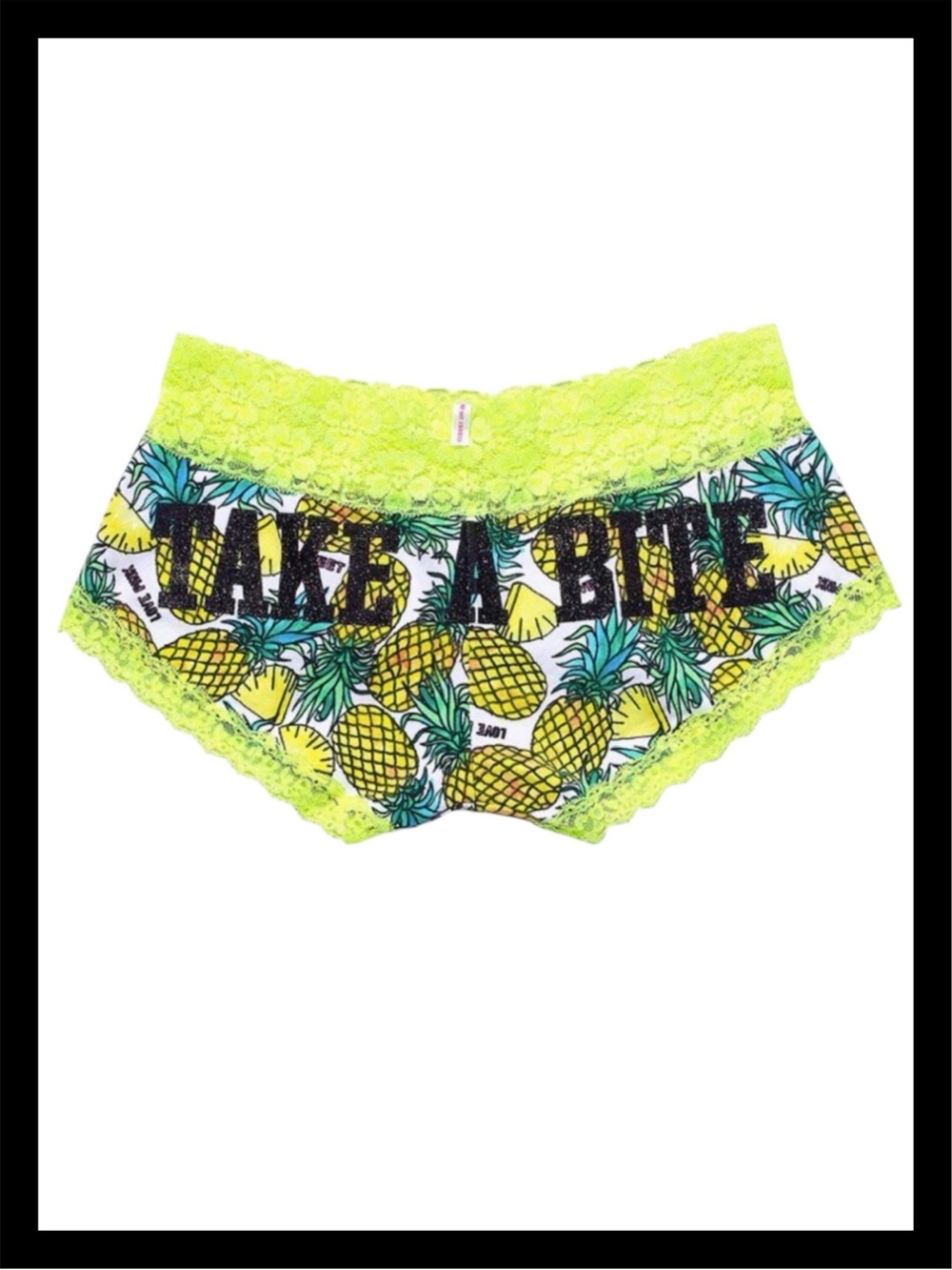 💕ⓅⒾⓃⓀ ⓋⓈ “TAKE A BITE” Low Rise Boy Short Panties NWT✨💕